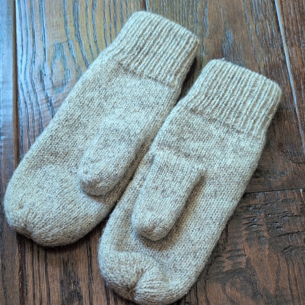 Vintage Wool Tan Heather Oatmeal Winter Mittens - Picture 6 of 11